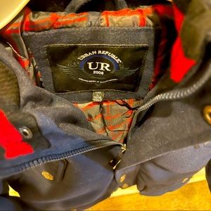 Urban Republic Navy blue heavy coat large youth boy